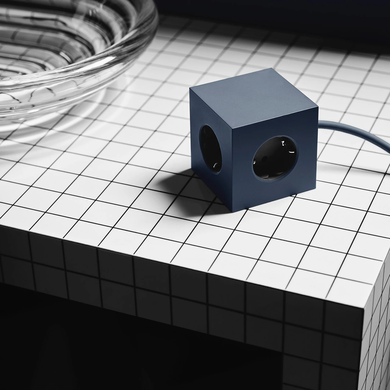 Angebote 👍 Avolt Verlängerungskabel Square 1 USB + Magnet Ocean Blue 😉 2 Angebote 👍 Avolt Verlängerungskabel Square 1 USB + Magnet Ocean Blue 😉 – Bild 2